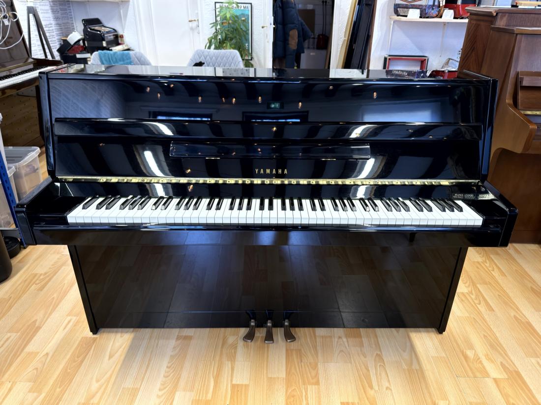 YAMAHA M5J